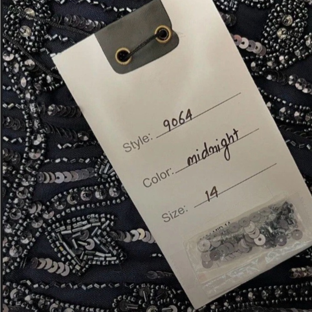 Mac Duggal Midnight Navy 9064 Gorgeous Beaded Dress for MOB/MOG- New with Tags - Picture 11 of 16